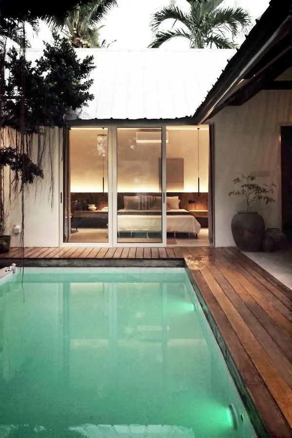 Banyan Villa Panglao With Private Pool contacts
