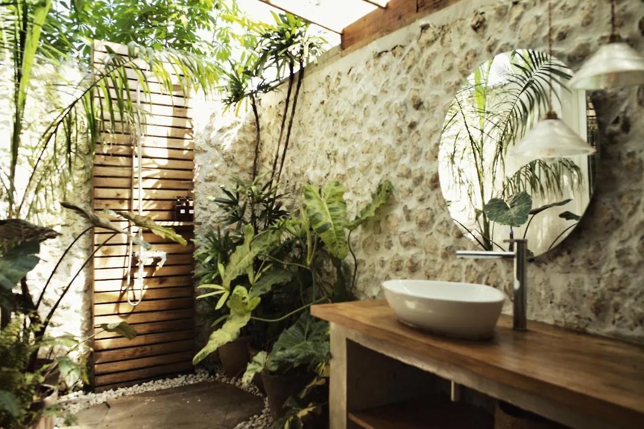 Banyan Villa Panglao With Private Pool